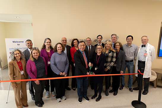 Ribbon-Cutting Ceremony for Joslin's New Lab Space